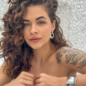 Brinco Elos Liso Prateado ou Dourado / Semijoia / MF Joias - Imagem 2
