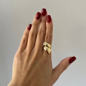 Anel Ajustável Dourado | Semijoia Minimalista Feminina | MF Joias - Imagem 2