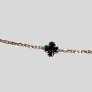 Pulseira Trevo Dourada / Semijoia / MF Joias - Imagem 1