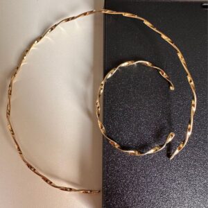 Kit Carismática - Choker + Bracelete Dourado / Semijoias / MF Joias - Imagem 3